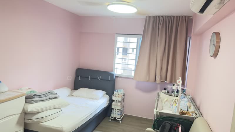52 Kent Road, 52 Kent Road, 3 Bedrooms, 980 sqft, HDB Flat For Sale, by Olivia Lim, 500213123 - Bedroom - PropertyGuru.com.sg