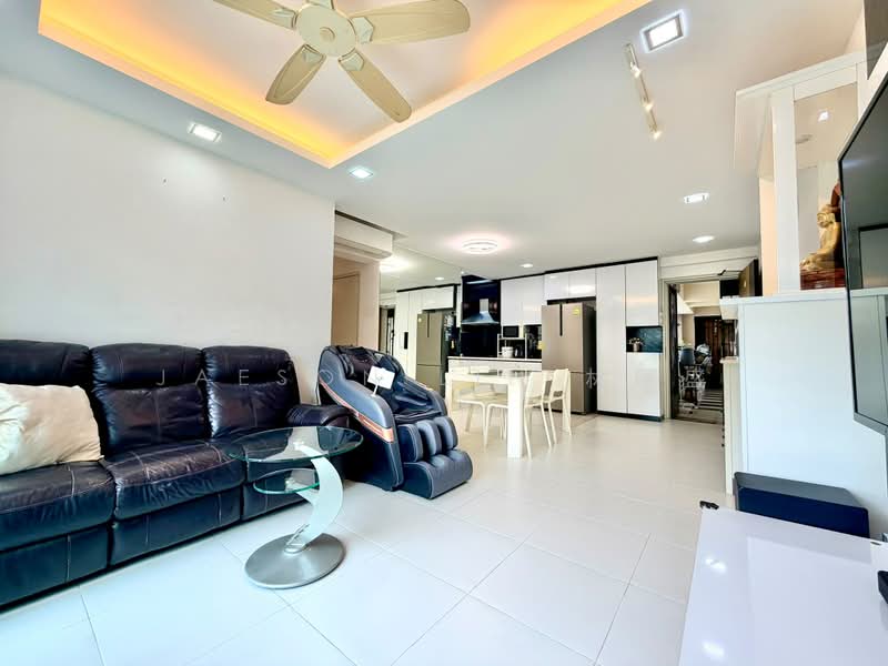 271D Punggol Walk, 271D Punggol Walk, 3 Bedrooms, 990 sqft, HDB Flat For Sale, by Jaeson Lin 林暉盛, 500213127 - Living Room - PropertyGuru.com.sg