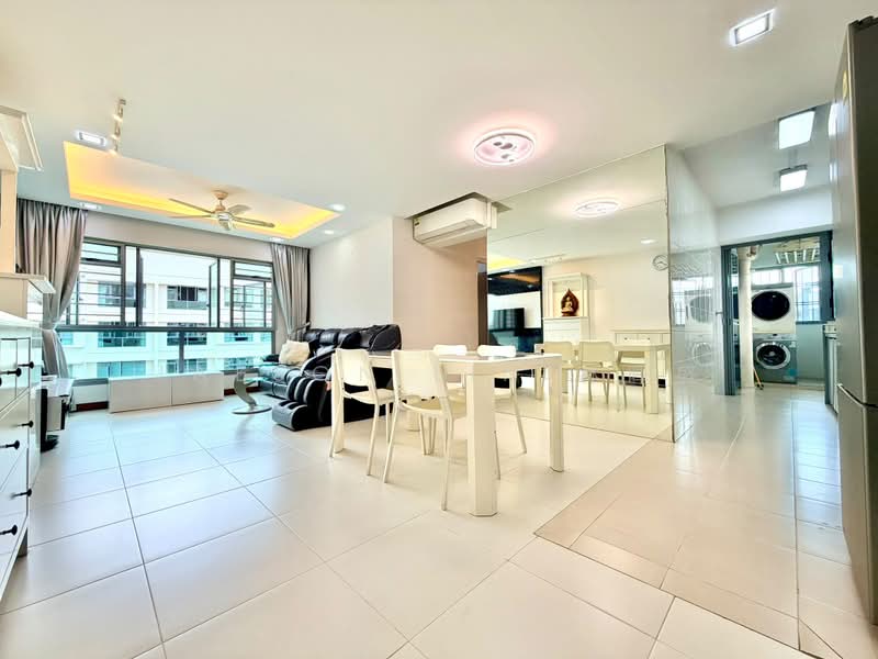 271D Punggol Walk, 271D Punggol Walk, 3 Bedrooms, 990 sqft, HDB Flat For Sale, by Jaeson Lin 林暉盛, 500213127 - Living Room - PropertyGuru.com.sg