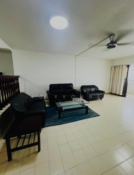 Ivory Heights, 122 Jurong East Street 13, 3 Bedrooms, 1,668 sqft, Condominium For Sale, by Ng Yvonne, 500213128 - Living Room - PropertyGuru.com.sg