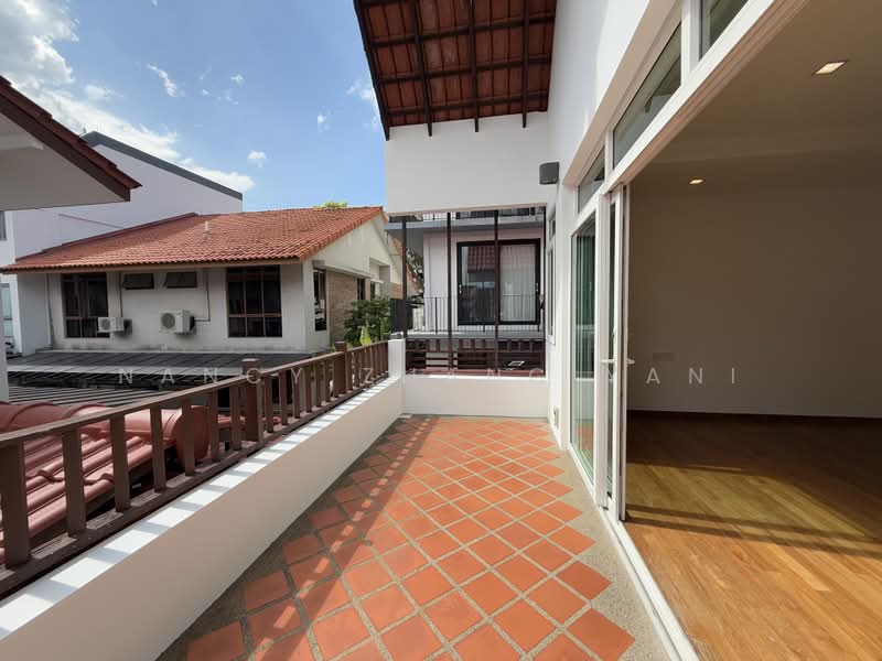 Clover Avenue, , 6 Bedrooms, 3,571 sqft, Semi-Detached House For Rent, by Nancy Zhang Yani, 500213136 - Master room Balcony - PropertyGuru.com.sg
