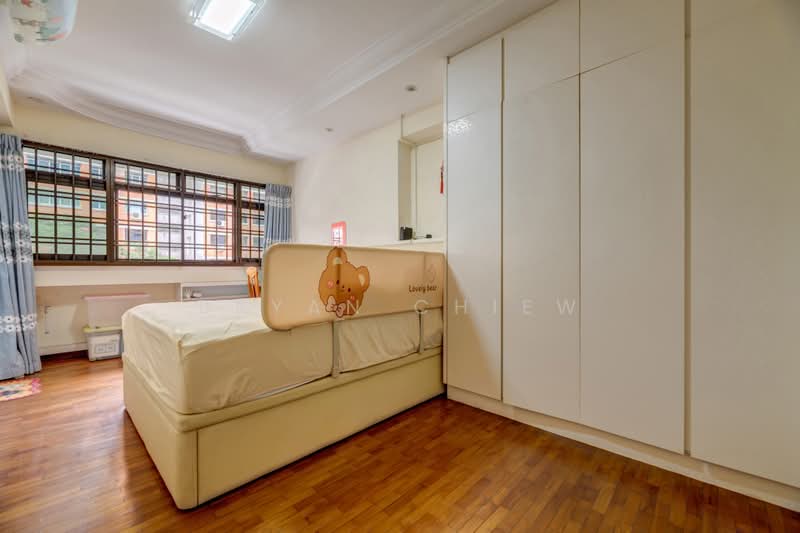 708 Tampines Street 71, 708 Tampines Street 71, 3 Bedrooms, 1,076 sqft, HDB Flat For Sale, by Bryan Chiew, 500213141 - Bedroom - PropertyGuru.com.sg