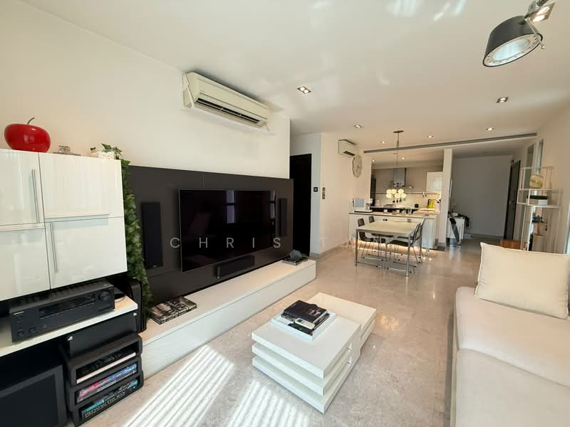 Modena, 35 Simei Street 4, 2 Bedrooms, 947 sqft, Condominium For Sale, by Chris Tan, 500213142 - Living Room - PropertyGuru.com.sg