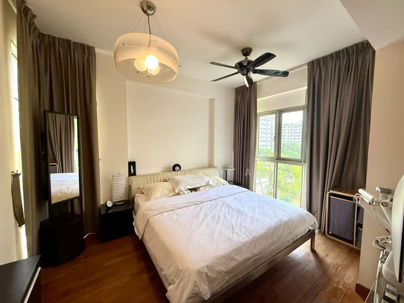 Modena, 35 Simei Street 4, 2 Bedrooms, 947 sqft, Condominium For Sale, by Chris Tan, 500213142 - Bedroom - PropertyGuru.com.sg