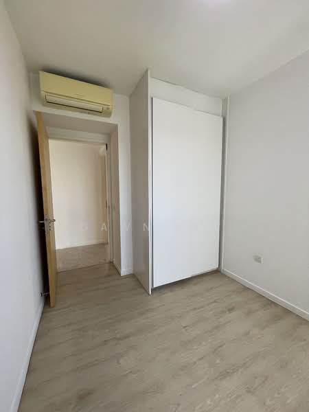 The Lakefront Residences, 42 Lakeside Drive, 4 Bedrooms, 1,421 sqft, Condominium For Rent, by Dawn Lim, 500213151 - Bedroom - PropertyGuru.com.sg