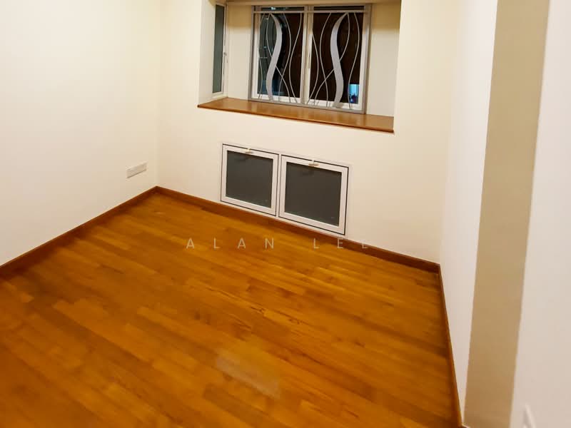 Cote D'Azur, 68 Marine Parade Road, 2 Bedrooms, 1,141 sqft, Condominium For Sale, by Alan Lee, 500213191 - Common Bedroom - PropertyGuru.com.sg