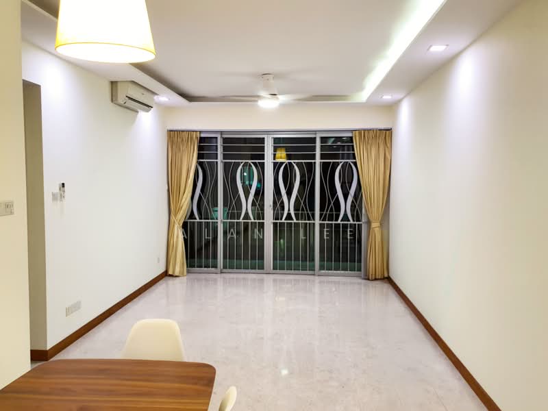 Cote D'Azur, 68 Marine Parade Road, 2 Bedrooms, 1,141 sqft, Condominium For Sale, by Alan Lee, 500213191 - Living Room - PropertyGuru.com.sg