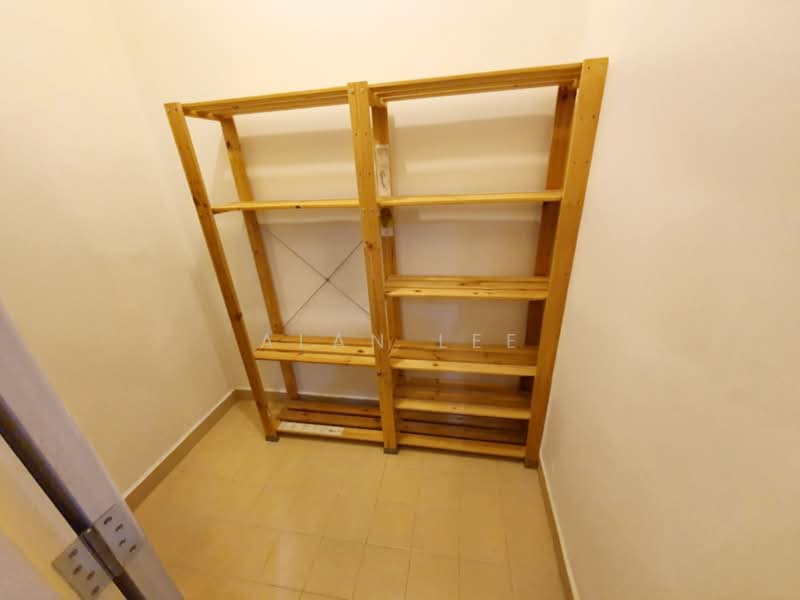 Cote D'Azur, 68 Marine Parade Road, 2 Bedrooms, 1,141 sqft, Condominium For Sale, by Alan Lee, 500213191 - Storeroom - PropertyGuru.com.sg