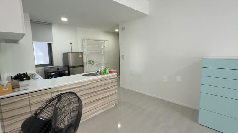 Parc Centros, 92 Punggol Central, 2 Bedrooms, 764 sqft, Condominium For Sale, by May Chong 張雲, 500213192 - Kitchen - PropertyGuru.com.sg