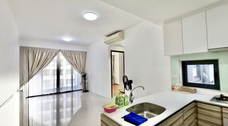 Parc Centros, 92 Punggol Central, 2 Bedrooms, 764 sqft, Condominium For Sale, by May Chong 張雲, 500213192 - Living Room - PropertyGuru.com.sg