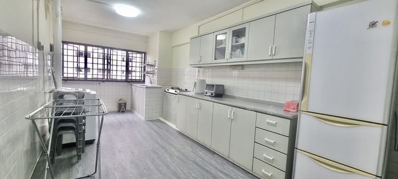 39 Bedok South Road, 39 Bedok South Road, 2 Bedrooms, 721 sqft, HDB Flat For Sale, by J.A. Goh 吴永益, 500213197 - Kitchen - PropertyGuru.com.sg