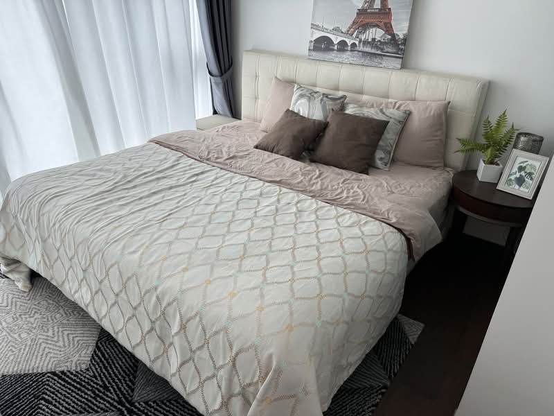 The M, 36 Middle Road, 2 Bedrooms, 667 sqft, Condominium For Sale, by Lester T., 500213209 - Bedroom - PropertyGuru.com.sg