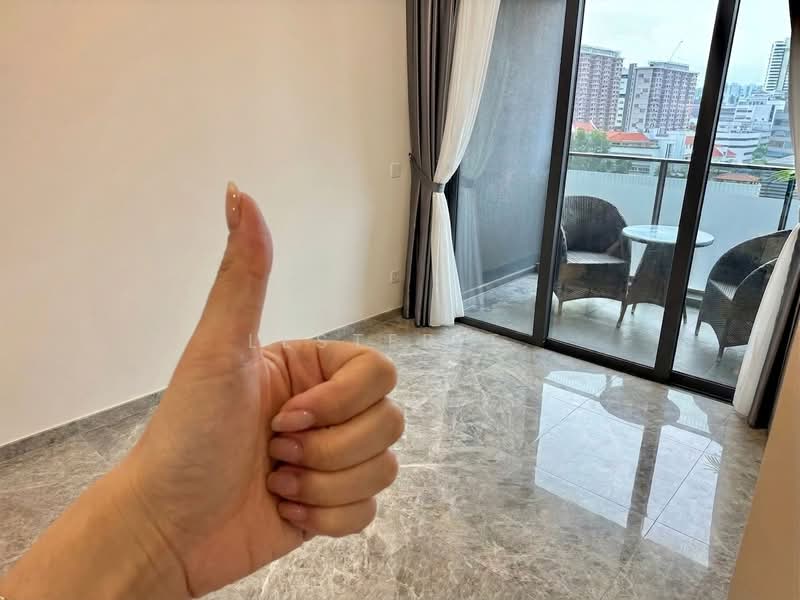 The M, 36 Middle Road, 2 Bedrooms, 667 sqft, Condominium For Sale, by Lester T., 500213209 - Balcony - PropertyGuru.com.sg
