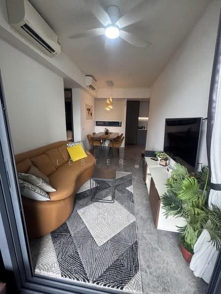 The M, 36 Middle Road, Beach Road / Bugis / Rochor, 2 Bedrooms, 667 sqft, Condominium For Sale, by Lester T., 500213209 - Living Room - PropertyGuru.com.sg