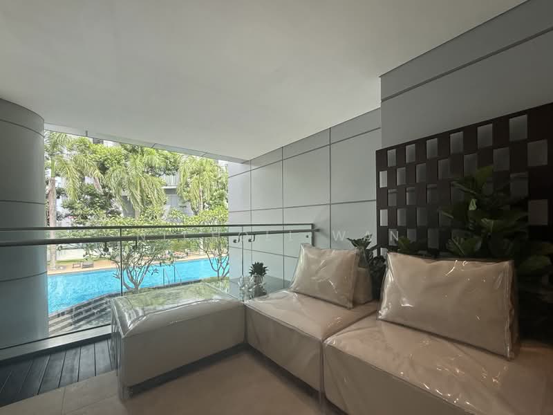 Concourse Skyline, 300 Beach Road, 3 Bedrooms, 1,668 sqft, Condominium For Sale, by Nicholl Wan, 500213210 - Balcony - PropertyGuru.com.sg