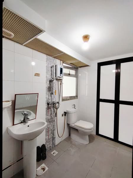 365A Sembawang Crescent, 365A Sembawang Crescent, 1 Bedroom, 517 sqft, HDB Flat For Rent, by Wan Rahmat, 500213231 - Bathroom - PropertyGuru.com.sg