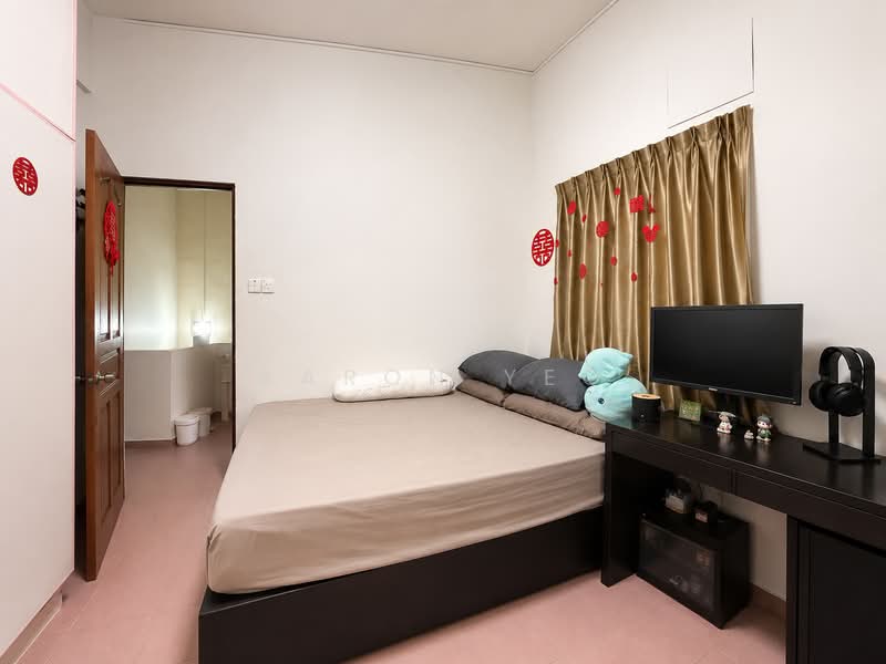 C.H.E.A.P 2 Storey Corner Terrace for Sale D23, Hillview Garden Estate, 4 Bedrooms, 1,600 sqft, Corner Terrace For Sale, by Aaron Yeo, 500213236 - Bedroom - PropertyGuru.com.sg