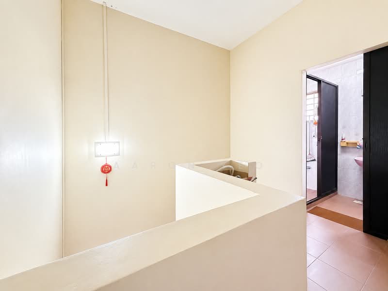 C.H.E.A.P 2 Storey Corner Terrace for Sale D23, Hillview Garden Estate, 4 Bedrooms, 1,600 sqft, Corner Terrace For Sale, by Aaron Yeo, 500213236 - Interior - PropertyGuru.com.sg