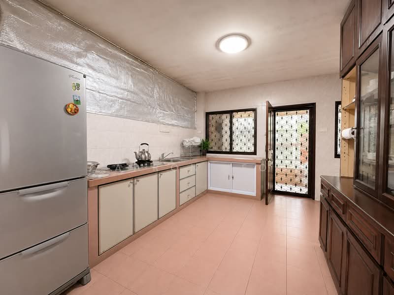 C.H.E.A.P 2 Storey Corner Terrace for Sale D23, Hillview Garden Estate, 4 Bedrooms, 1,600 sqft, Corner Terrace For Sale, by Aaron Yeo, 500213236 - PropertyGuru.com.sg