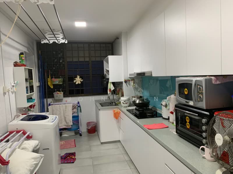 147 Bedok Reservoir Road, 147 Bedok Reservoir Road, Room Rental, 120 sqft, HDB Flat For Rent, by John Chen, 500213237 - Kitchen - PropertyGuru.com.sg