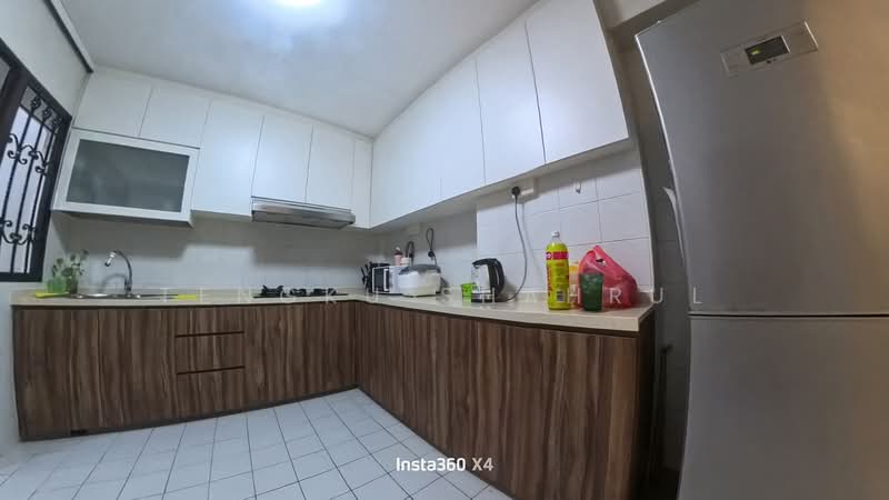 704 Woodlands Drive 40, 704 Woodlands Drive 40, 3 Bedrooms, 1,065 sqft, HDB Flat For Sale, by TENGKU SHAHRUL, 500213238 - Kitchen - PropertyGuru.com.sg