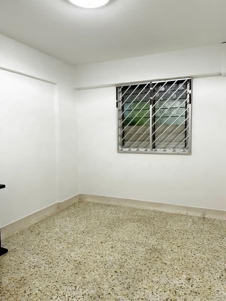 108 Ang Mo Kio Avenue 4, 108 Ang Mo Kio Avenue 4, 2 Bedrooms, 721 sqft, HDB Flat For Sale, by Diana Tan, 500213245 - Common room - PropertyGuru.com.sg