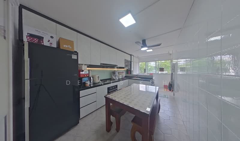 547 Ang Mo Kio Avenue 10, 547 Ang Mo Kio Avenue 10, 3 Bedrooms, 990 sqft, HDB Flat For Sale, by Dennis Koh, 500213248 - Kitchen - PropertyGuru.com.sg