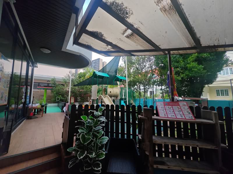 Boscombe Road, , 9 Bedrooms, 2,898 sqft, Detached House For Rent, by Desmond Ang, 500213258 - Exterior - PropertyGuru.com.sg