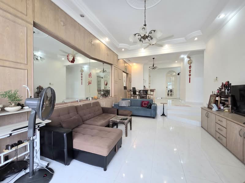 The Windsor, 3A Ontario Avenue, 3 Bedrooms, 1,399 sqft, Condominium For Sale, by Cynthia Chan, 500213264 - Living Room - PropertyGuru.com.sg