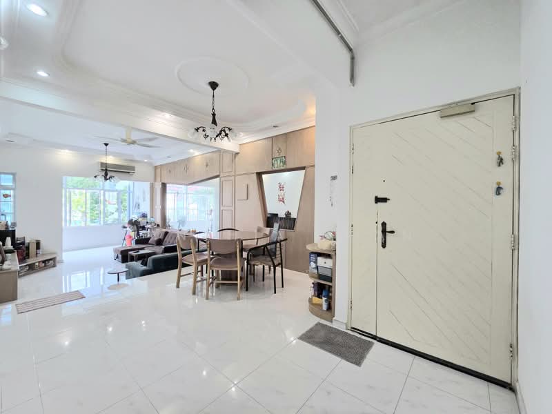 The Windsor, 3A Ontario Avenue, 3 Bedrooms, 1,399 sqft, Condominium For Sale, by Cynthia Chan, 500213264 - Living Room - PropertyGuru.com.sg