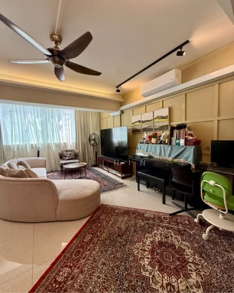 160 Bedok South Avenue 3, 160 Bedok South Avenue 3, 4 Bedrooms, 1,571 sqft, HDB Flat For Sale, by Salihin ., 500213284 - PropertyGuru.com.sg