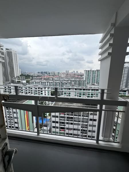 125 Lorong 1 Toa Payoh, 125 Lorong 1 Toa Payoh, 2 Bedrooms, 720 sqft, HDB Flat For Rent, by KATE, 500213286 - Unblock view - PropertyGuru.com.sg