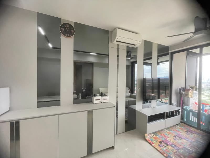 Whistler Grand, 107 West Coast Vale, 2 Bedrooms, 764 sqft, Condominium For Sale, by Alvin Tay, 500213291 - Living Room - PropertyGuru.com.sg