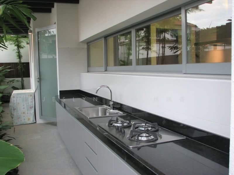 One Tree Hills Beautiful Modern Bungalow with Pool, One Tree Hills, 8 Bedrooms, 6,780 sqft, Bungalow House For Rent, by Jeslyn Lim 林瑞香, 500213292 - Kitchen - PropertyGuru.com.sg