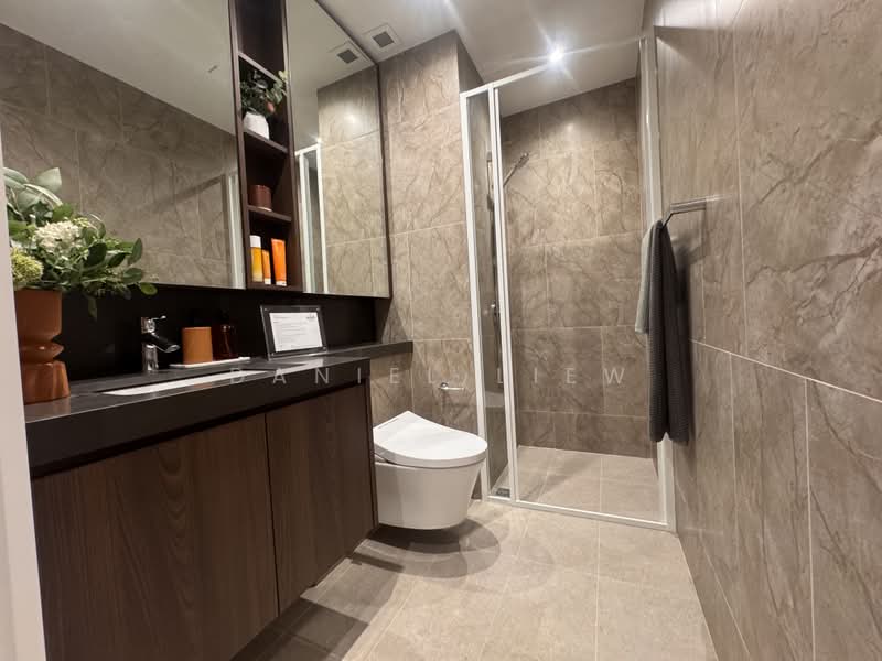 The Arcady At Boon Keng, 1037 Serangoon Road, 2 Bedrooms, 678 sqft, Condominium For Sale, by Daniel Liew, 500213306 - Bathroom - PropertyGuru.com.sg