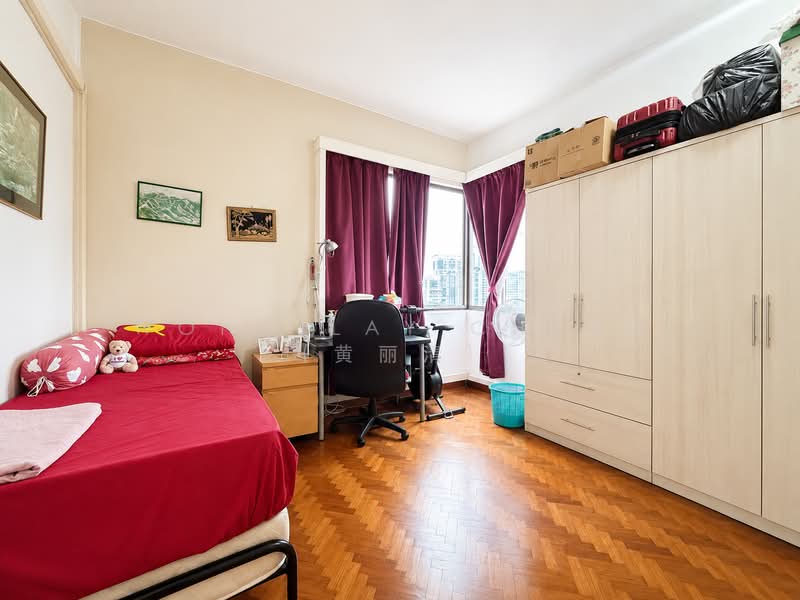 Goldhill Towers, 38 Goldhill Avenue, 3 Bedrooms, 1,550 sqft, Apartment For Sale, by Wong Lay Cheng (黄丽清), 500213308 - Bedroom - PropertyGuru.com.sg