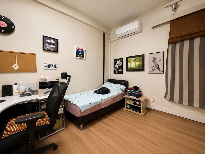 Goldhill Towers, 38 Goldhill Avenue, 3 Bedrooms, 1,550 sqft, Apartment For Sale, by Wong Lay Cheng (黄丽清), 500213308 - Bedroom - PropertyGuru.com.sg