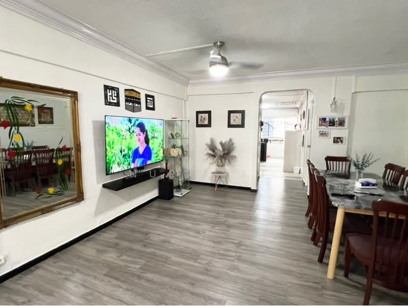 145 Bukit Batok Street 11, 145 Bukit Batok Street 11, 3 Bedrooms, 1,001 sqft, HDB Flat For Sale, by Nur Ayat, 500213310 - PropertyGuru.com.sg