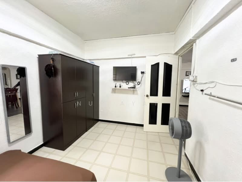 145 Bukit Batok Street 11, 145 Bukit Batok Street 11, 3 Bedrooms, 1,001 sqft, HDB Flat For Sale, by Nur Ayat, 500213310 - PropertyGuru.com.sg