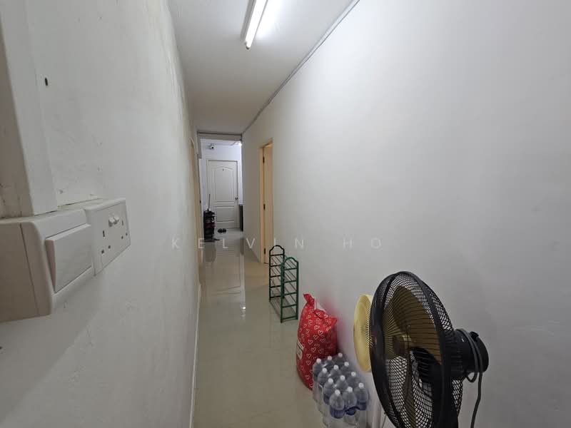 503 Jurong West Avenue 1, 503 Jurong West Avenue 1, Room Rental, 100 sqft, HDB Flat For Rent, by Kelvin Ho, 500213311 - Corridor - PropertyGuru.com.sg