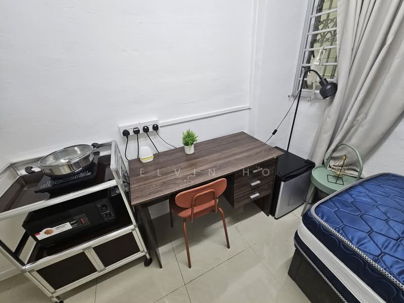 503 Jurong West Avenue 1, 503 Jurong West Avenue 1, Room Rental, 100 sqft, HDB Flat For Rent, by Kelvin Ho, 500213311 - Bedroom - PropertyGuru.com.sg