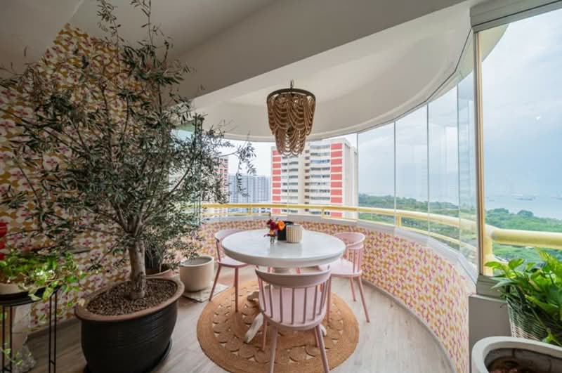 Neptune Court, 2 Marine Vista, 3 Bedrooms, 1,636 sqft, Apartment For Sale, by Harry Yap, 500213321 - Balcony - PropertyGuru.com.sg