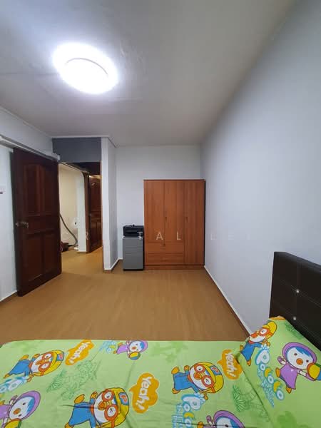 267 Bukit Batok East Avenue 4, 267 Bukit Batok East Avenue 4, 2 Bedrooms, 721 sqft, HDB Flat For Rent, by Cristal Lee, 500213322 - Bedroom - PropertyGuru.com.sg