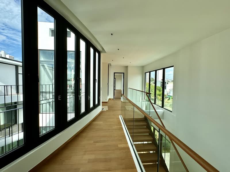 ⭐⭐⭐LANDED7772@AMAZING LUXURIOUS DETACHED MOUNTBATTEN (D15) 5rm, , 5 Bedrooms, 9,256 sqft, Detached House For Sale, by WeeThong Chai, 500213325 - Interior - PropertyGuru.com.sg