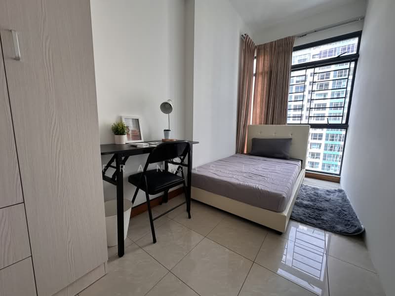 Blue Horizon, 29 West Coast Crescent, Room Rental, 120 sqft, Condominium For Rent, by Francis Lee, 500213326 - Bedroom - PropertyGuru.com.sg