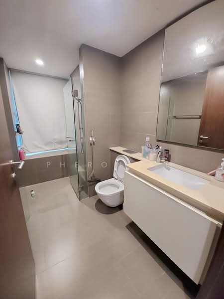 Sophia Residence, 5 Sophia Road, Room Rental, 120 sqft, Condominium For Rent, by Pheron Lim, 500213327 - Bathroom - PropertyGuru.com.sg