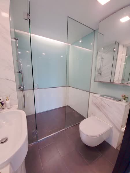 Nomu, 20 Handy Road, Room Rental, 120 sqft, Apartment For Rent, by Pheron Lim, 500213333 - Bathroom - PropertyGuru.com.sg