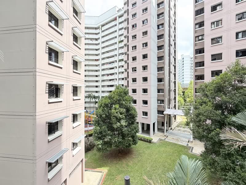 650C Jurong West Street 61, 650C Jurong West Street 61, 3 Bedrooms, 1,184 sqft, HDB Flat For Sale, by Shirley Ho 何美妮, 500213338 - Exterior - PropertyGuru.com.sg
