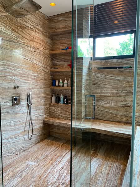 ★ Seletar Hills Estate ★ Luxurious Modern Contemporary Semi-D ★, Seletar Hills Estate, 6 Bedrooms, 7,858 sqft, Semi-Detached House For Sale, by Edmund Seah, 500213349 - Bathroom - PropertyGuru.com.sg