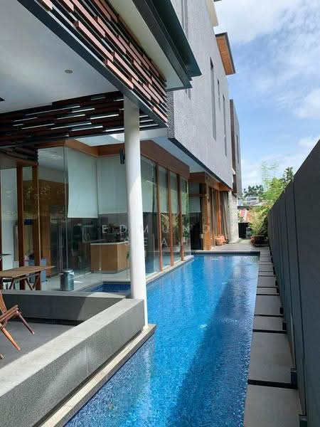 ★ Seletar Hills Estate ★ Luxurious Modern Contemporary Semi-D ★, Seletar Hills Estate, Seletar / Yio Chu Kang, 6 Bedrooms, 7,858 sqft, Semi-Detached House For Sale, by Edmund Seah, 500213349 - Exterior - PropertyGuru.com.sg
